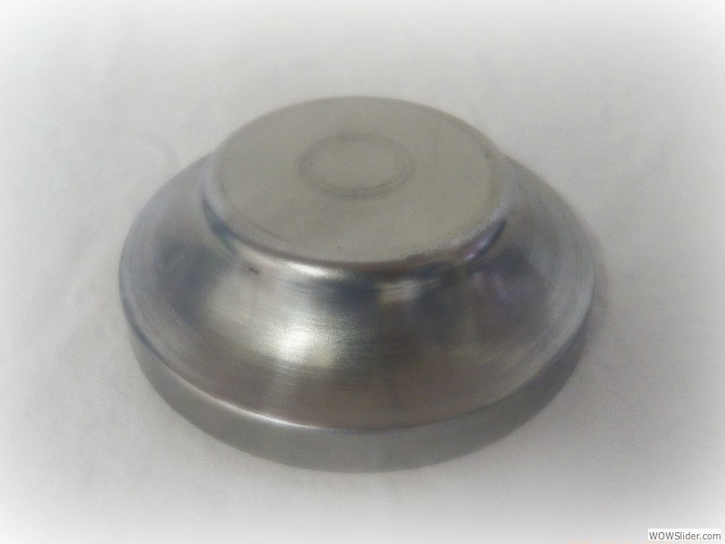 Tapa en lamina negra